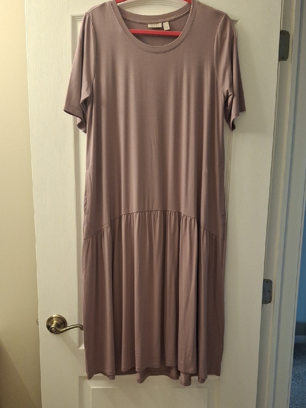 LOGO by Lori Goldstein Elbow Sleeve Dress (NWOT) Size Medium